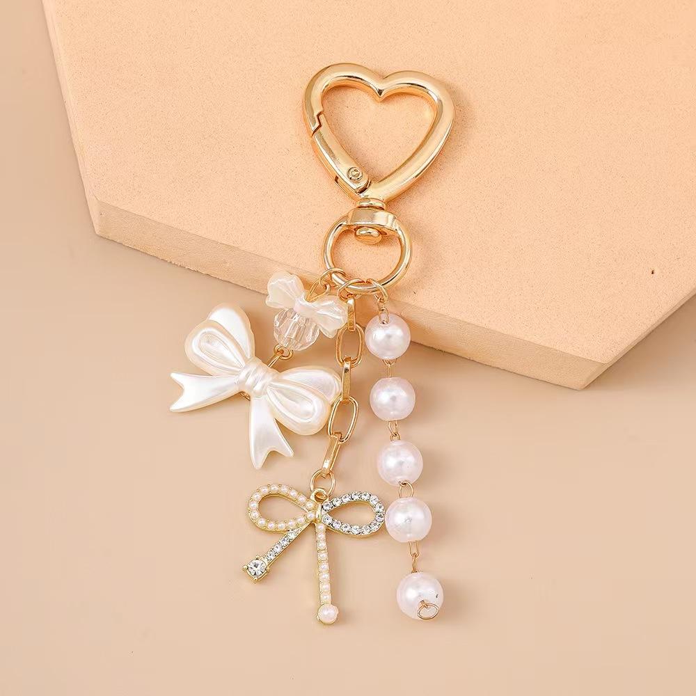 Брелок-подвеска Сердце из ракушки и жемчуга, подвеска-сердечко со стразами, брелок, бижутерия для девушки, женщин, украшение для подарочной сумки