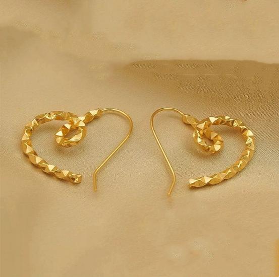 2024 High-End Twisted Heart Earrings with Irregular Diamond Pattern – Unique Design for Women