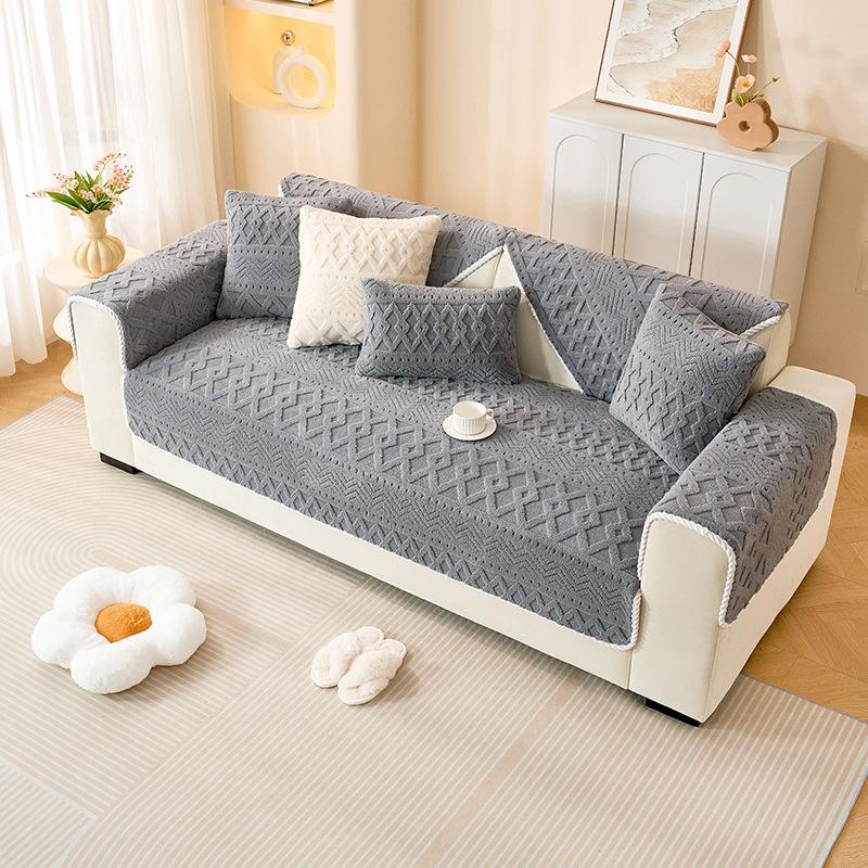 Luxury Sofa Cushion Cover Winter Soft Anti Slip Sofa Throw Mat High Quality Stylish Sofa Protector For Living Room Comfort And Warmth
