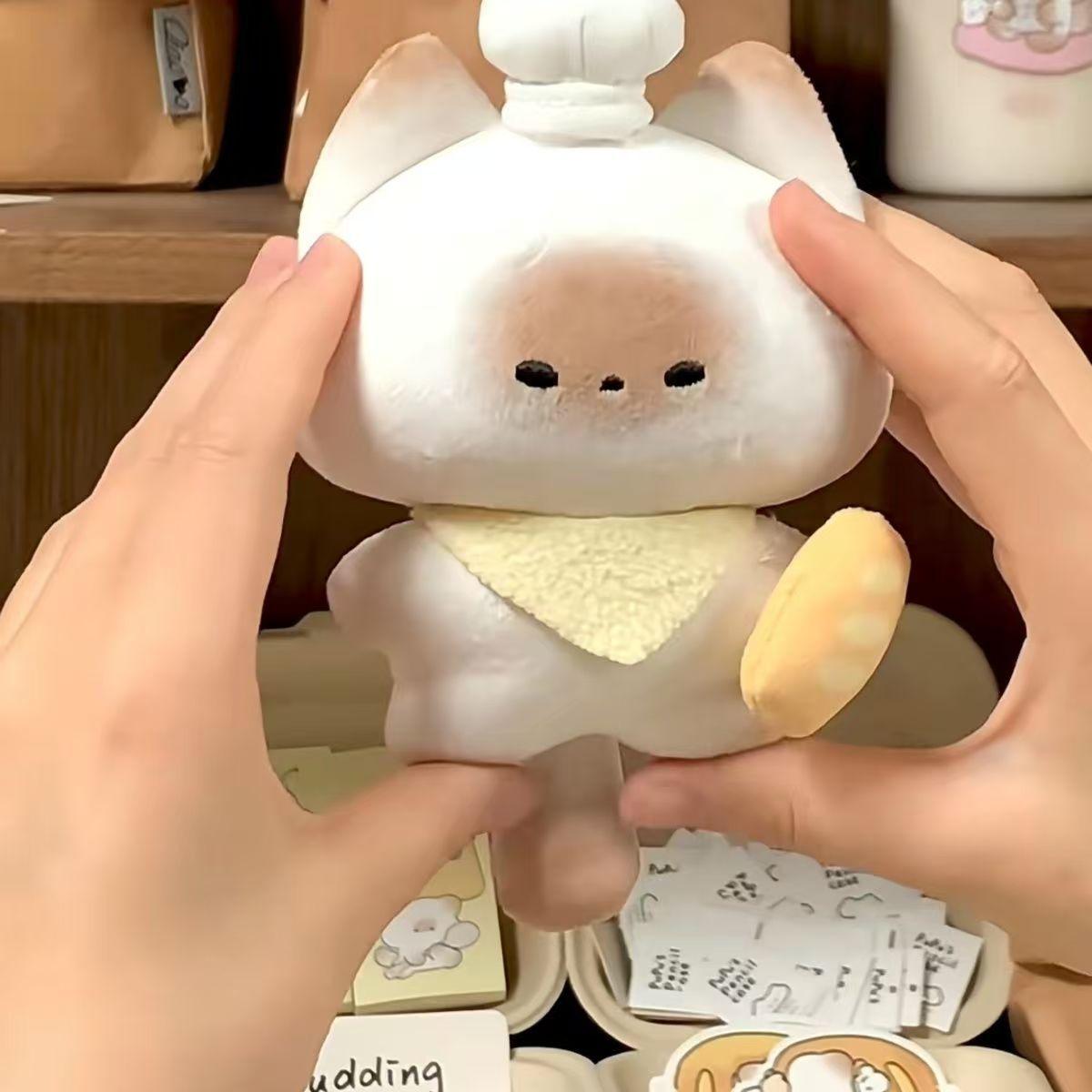 

Милый плюшевый котенок-тост, кукла, кошка-паровой хлеб, кошка-шеф-повар, подушка-игрушка, подарок на день рождения для девочек 20cm