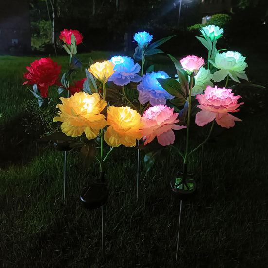 Outdoor Garden Lamp 3 Heads Design Realistic Looking Waterproof Automatic Charging Solar Powered Peony Flower Lamp Landscape Lighting