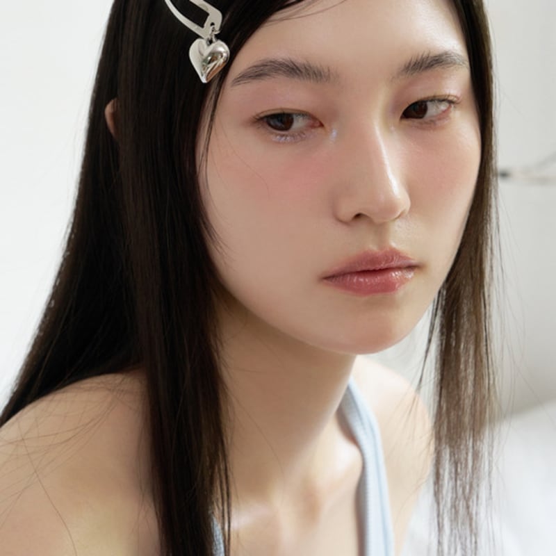 FANTASTIC PLANET Dangle Heart Metal Hair Pin