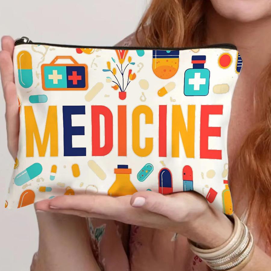 

Косметичка с принтом «Маленький кот, любующийся луной» - Идеальный подарок для женщин, любящих кошек, Предметы первой необходимости для путешествий - Идеальный выбор для Хэллоуина