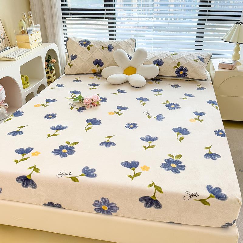 Class A New Thick Printed Milk Velvet Bed Sheet Student Dormitory Room Brushed Skin-friendly Mattress Bed Cover