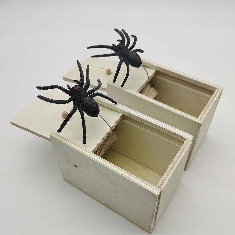 Halloweenská simulace Spider Scare Prank Box Kreativní Pop Out Spider Dřevěná Scare Box Zábavné překvapení Vtip Žert Trik Hračka Dárek pro děti