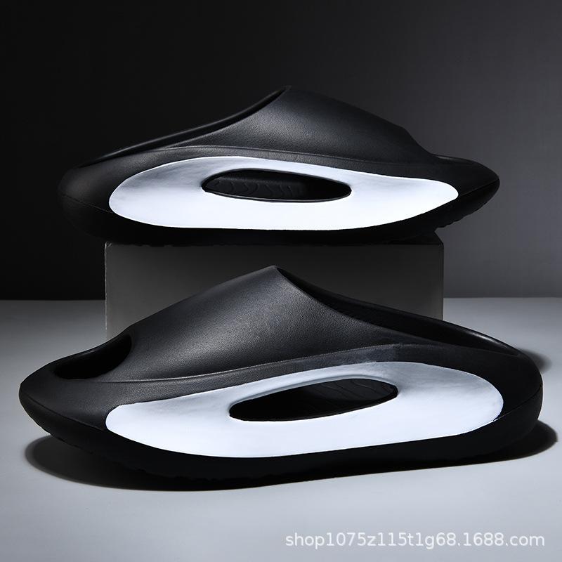 

Slippers for men and women to wear outside the summer trend casual indoor non-slip, deodorant and wear-resistant beach slips 44-45 чёрный