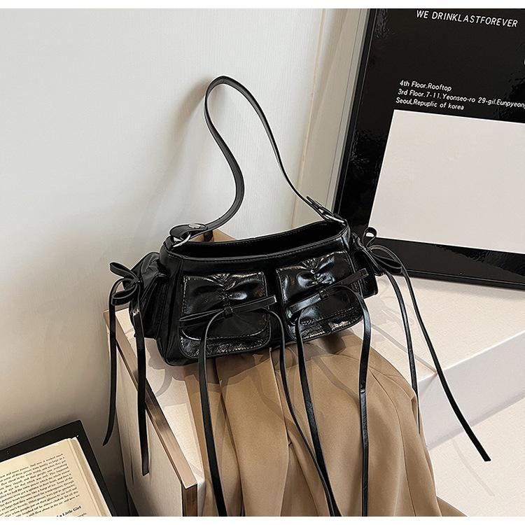 

Сумка-месенджер під пахву для роботи, жіноча великої місткості, новий ретро-нішовий дизайн 2024, висококласна сумка на плече чорний