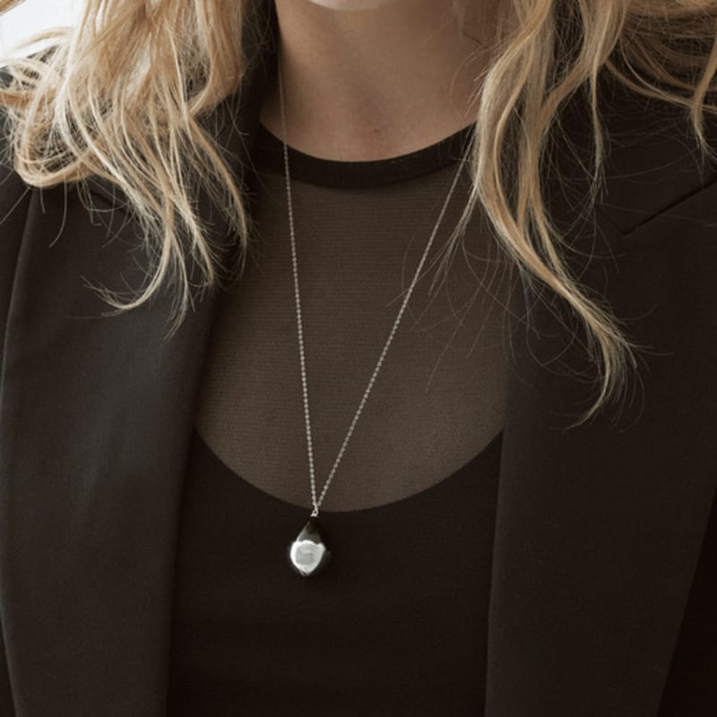 MOI Studio Black Egg Long Necklace