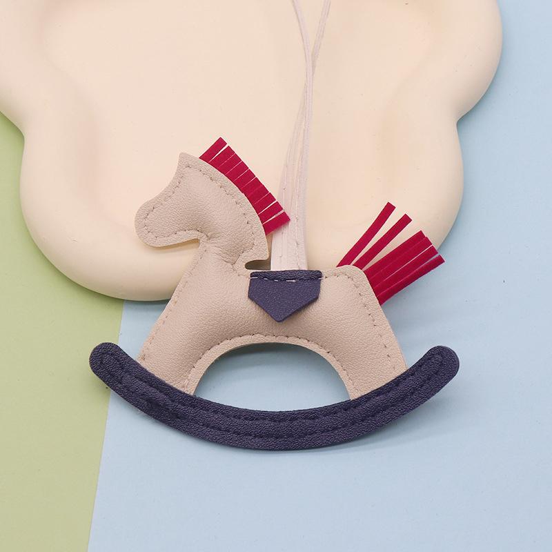 Cheie Breloc Cal Balansoar Farmec Piele PU Modă Bijuterii Noi Pentru Femei Creative Colorate Carusel Mașinuță Pandantiv Geantă Cheie