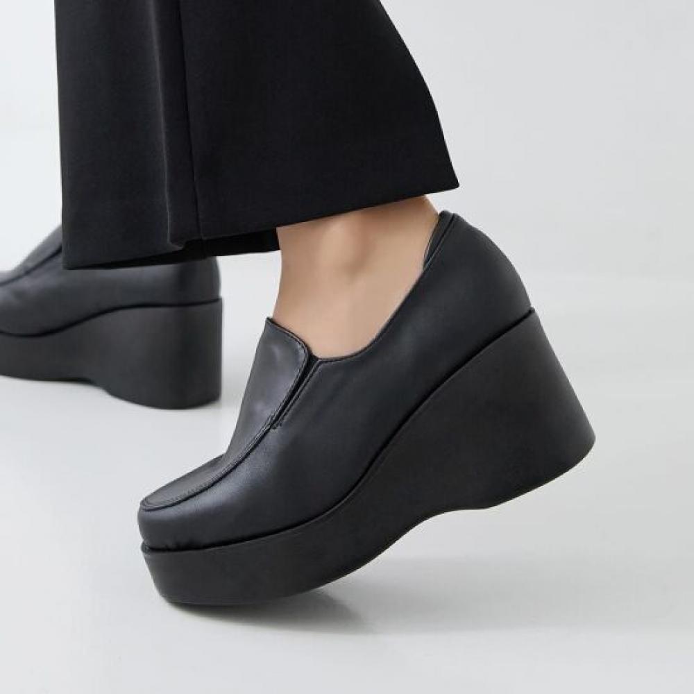 Jisyu Natural Cow Leather Platform Wedge