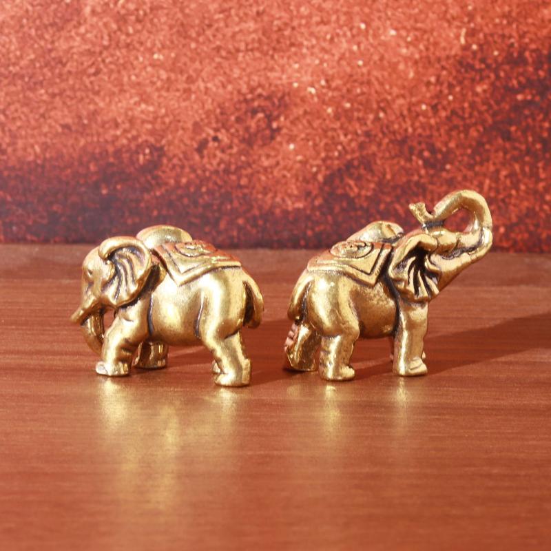 1Pcs Brass Elephant Tea Pot Incense Holder Desk Decoration Solid Copper Statue Figurines Antique Elephant Ornament