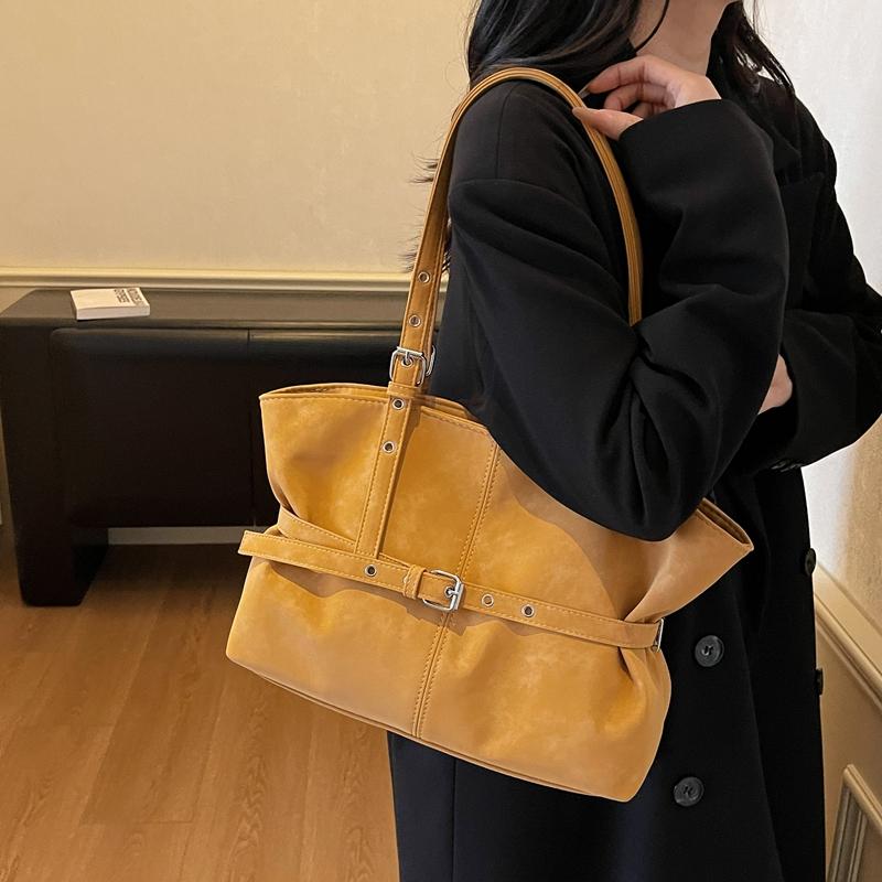 Trendy Fashion Simple Belt Buckle Retro Women's Underarm Bag Elegant Shoulder Bag Very Suitable for Daily Life, Shopping, and Women's Holiday Gifts