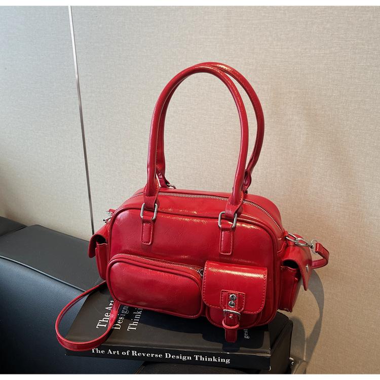 

Популярная в этом году женская сумка большой вместимости 2025 новая модная универсальная сумка-мессенджер портативная плечевая сумка для поездок на работу сумка-подушка красный