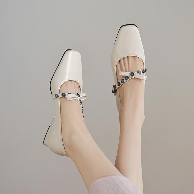 New Women's Flat Shoes Casual Solid Color Women's Single Shoes Rubber Soft Sole Square Head Four Seasons Wear Leather Shoes Low Heel Foot