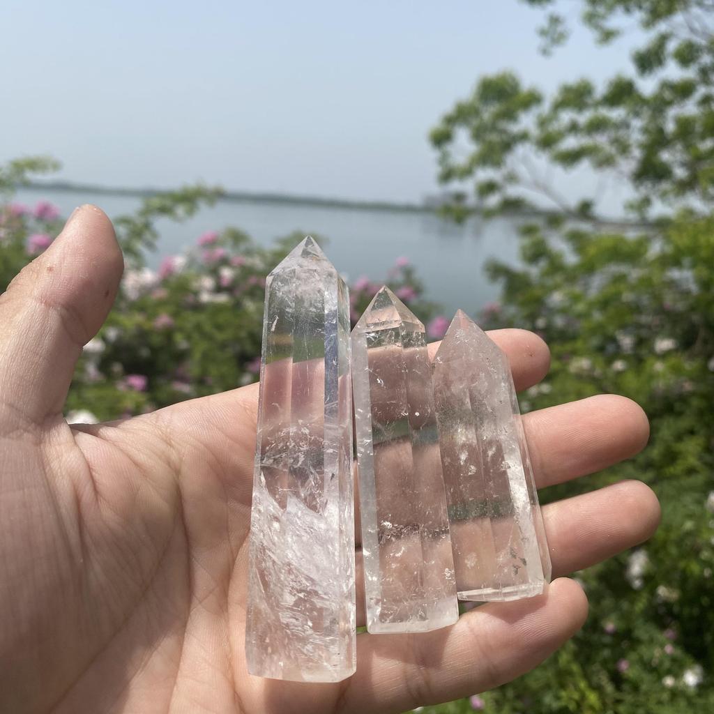 1 pc Natural Clear Quartz Crystal tower point - Hexagonal Prism Stone For Home Decoration, Clear And Polished, Classic Style Crystal Decoration.