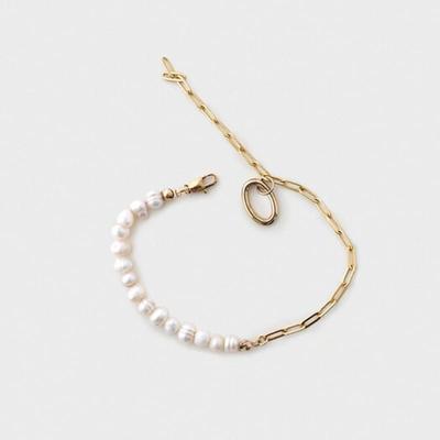 Diverse pärlarmband (guld-)