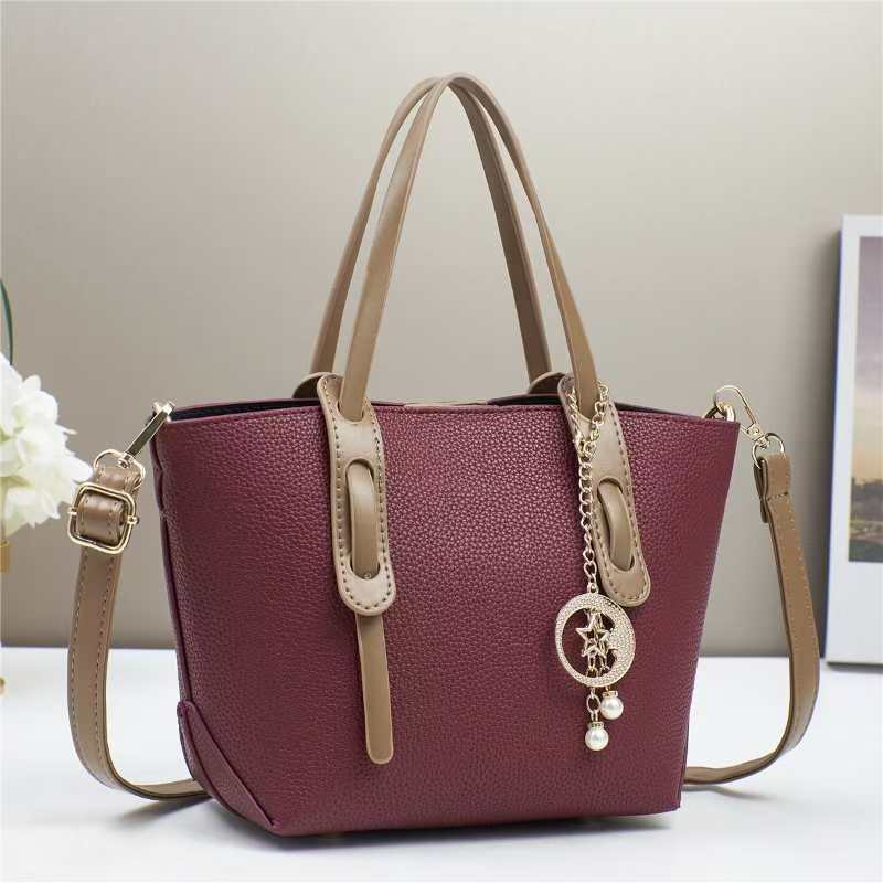 

Soft Leather Luxury Handbags Women Bags Designer Shoulder Crossbody Sac Ladies Large Capacity Shopping Messenger Tote Bags 19x11x18cm