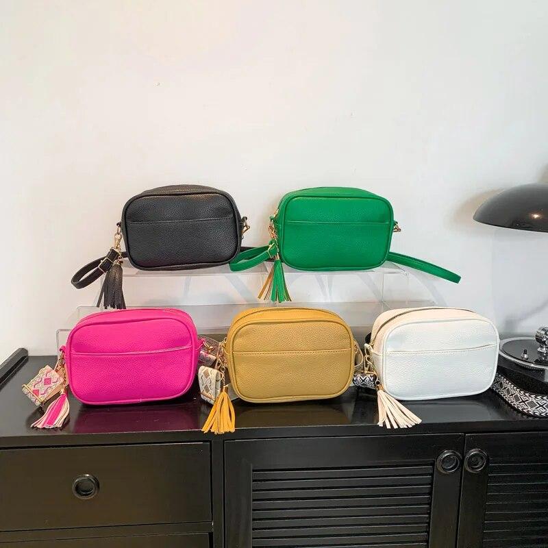 Kleine Umhängetaschen für Frauen 2024 Winter Designer Trend PU Leder Unterarm Tasche mit Breitem Schulter Gürtel Weibliche Handtaschen