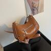 Stilvolle Vintage Halbmondtasche für Damen aus weichem PU-Material in trendigen Farben