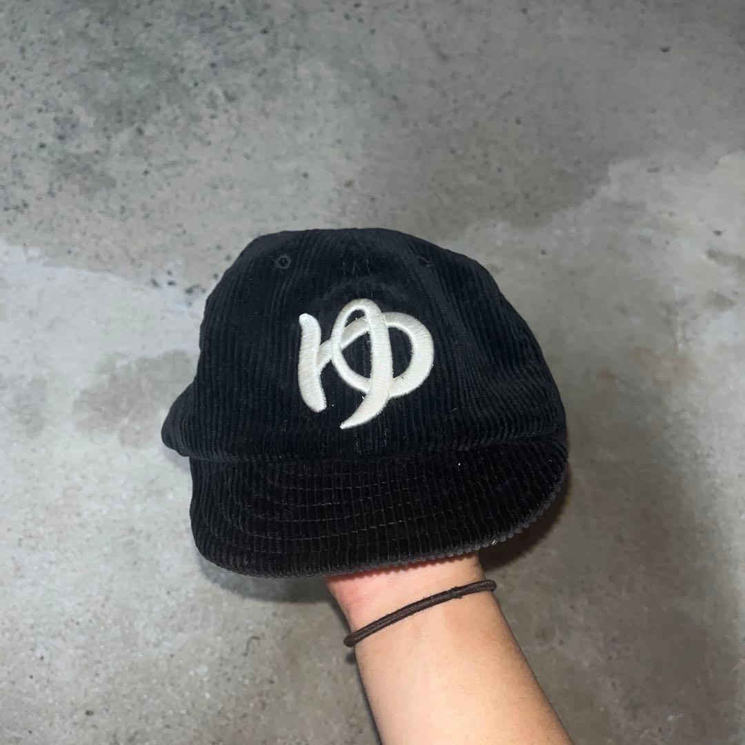 Used YU Black corduroy cap