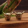 Mini Retro Brass Wall Highland Cattle Sculpture Hand Toy Gift Keychain Ornament Home Office Desk Decorative Ornament