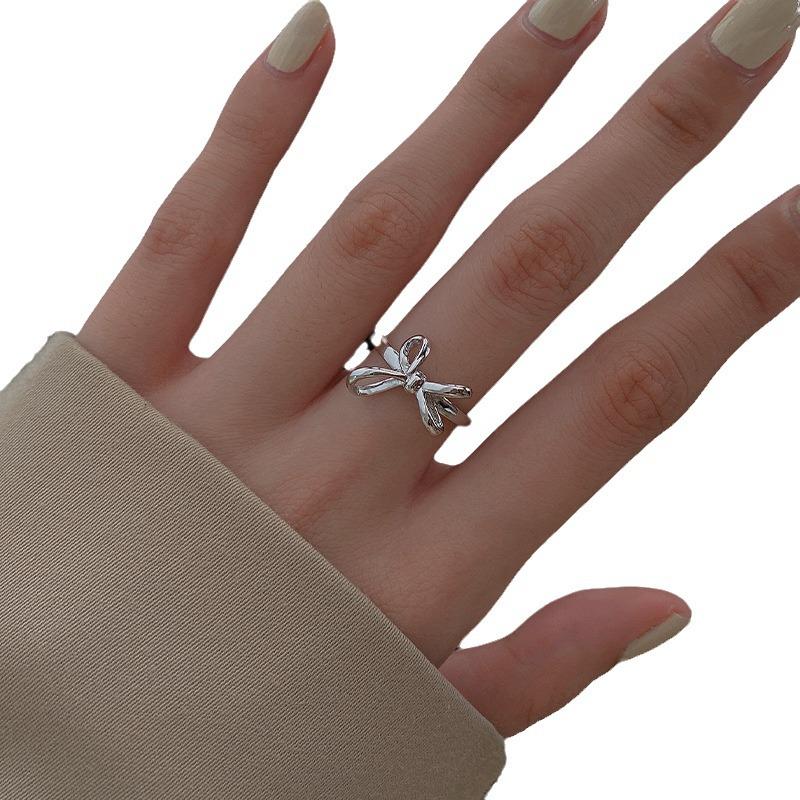 Bague nœud brillant au design irrégulier pour femmes – Accessoire pour l'index
