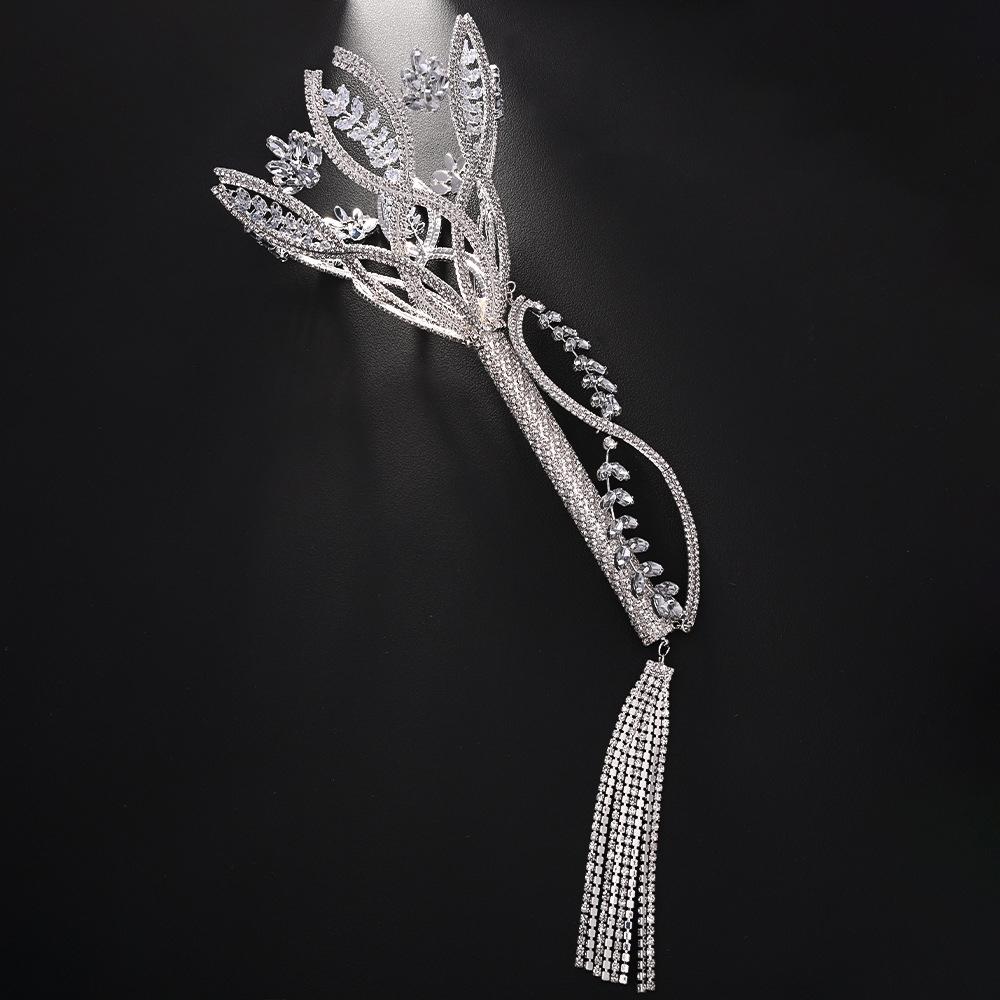

Exquisite Crystal Leaf Wedding Bouquet Handle Decoration Silver Color Rhinestone Flower Holder for Bridal Party Accessories
