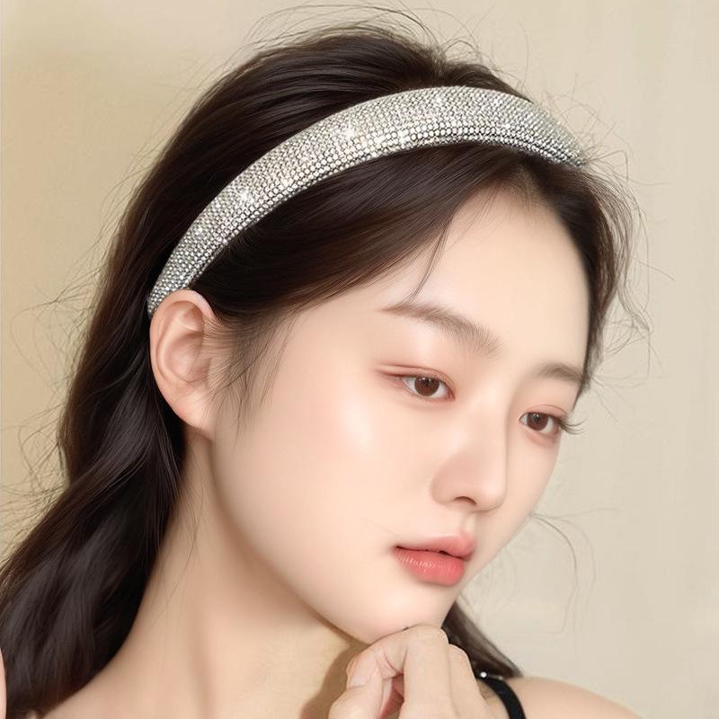 

Женская повязка на голову с высоким куполом и стразами 2025 - Легкая роскошь, дизайн с широким краем для лета серебряный