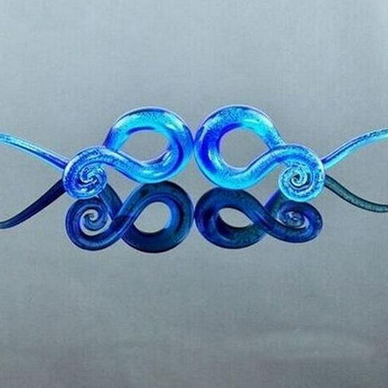 Earlobe Expanders: Glass Snail Design Body Piercing Jewelry