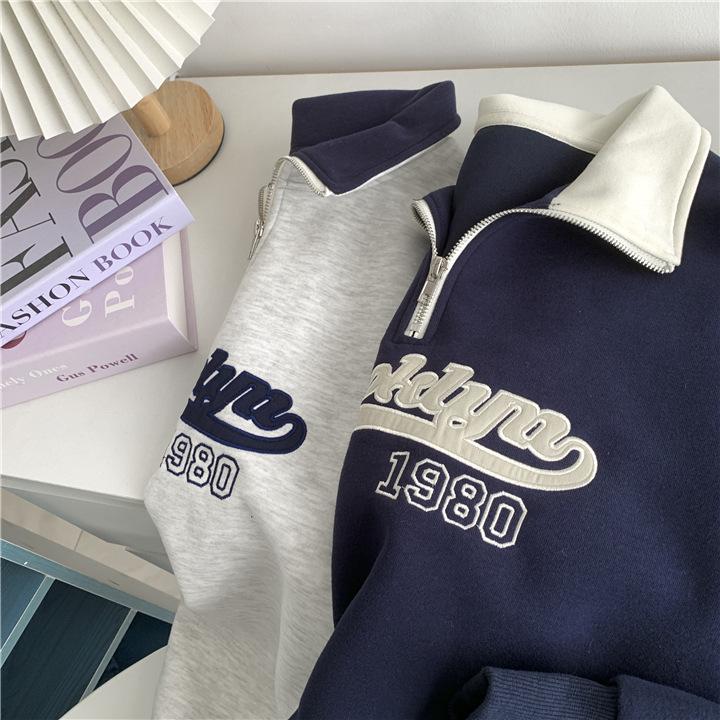 Women's Light Grey Retro Embroidered Casual Half-Zip Sweatshirt