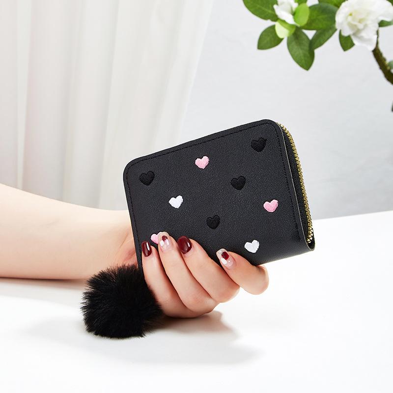 New single zipper short women's wallet fashionable and simple love hairball clutch bag, one piece