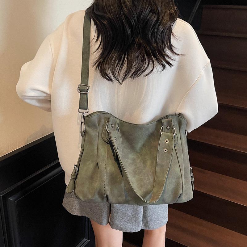 

Autumn 2025 Fashionable Women s Large Capacity Crossbody Shoulder Tote 27x34x13 cm темно-зеленого