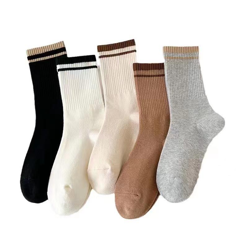 5 Paar Mid-Calf-Socken für Damen Im Herbst und Winter, Sport und Fitness, Schweißabsorbierende Streifen, und Winter High-Calf-Socken sind im Trend