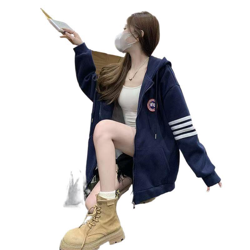 American Style Embroidered Hoodie with Four Stripes - Casual Loose Fit for Couples