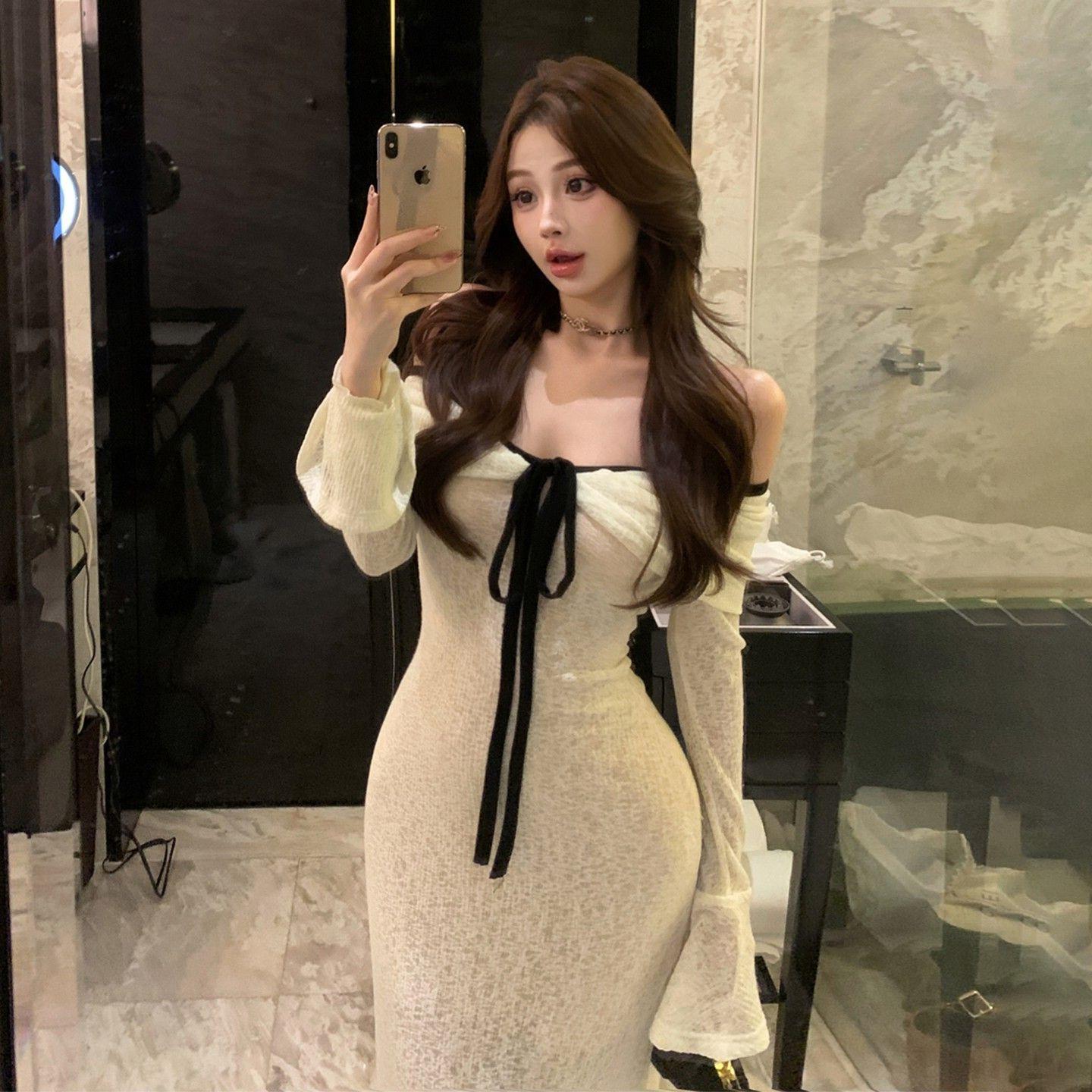 Elegant Beach One-Shoulder Maxi Dress with Waist-Cinched Hip-Hugging Fit Small