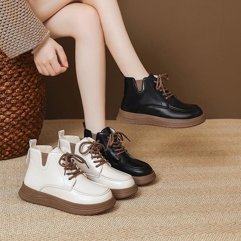 Retro flat-bottomed Martin boots women's new winter velvet warm and comfortable trendy lace-up casual short boots