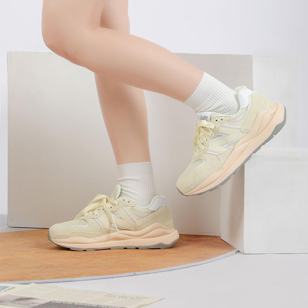 New Balance  57/40 Clear Yellow Women Sneakers Ivory Grey W5740CE