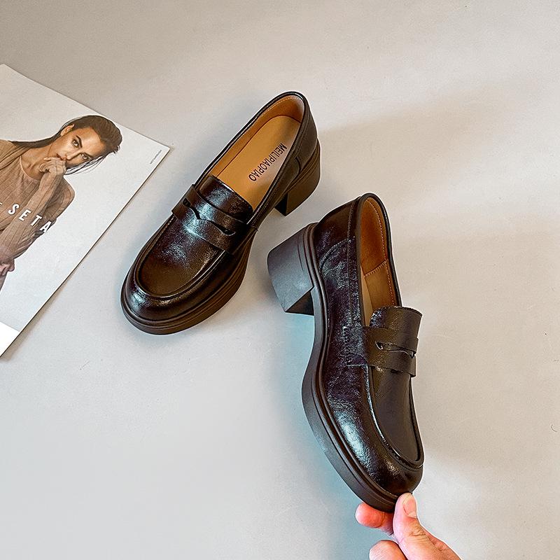 Versatile British Style Cowhide Mid-Heel Loafers - Retro Round Toe Slip-On Women's Shoes with 5cm Chunky Heel