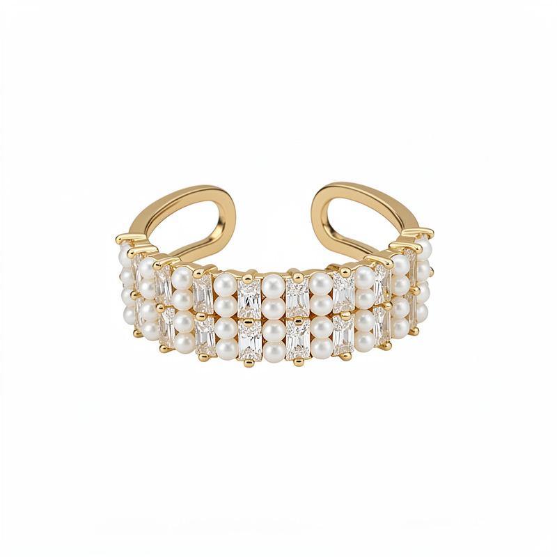 A Niche High-end Palace Style Twisted and Entwined Open Ring