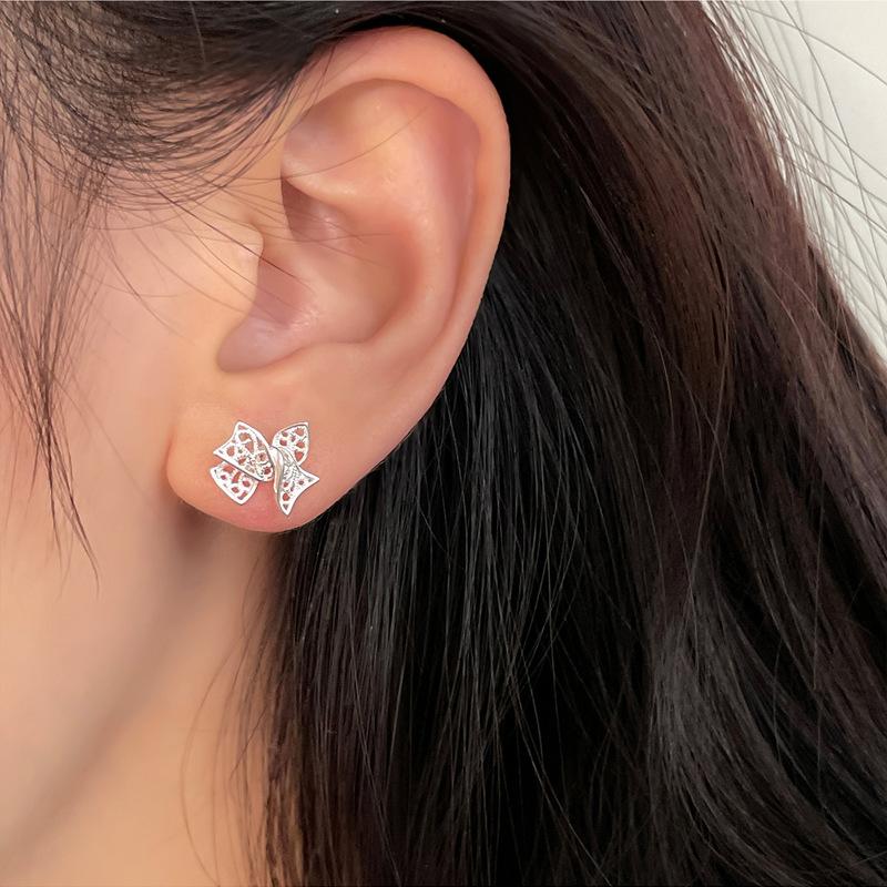 Ohrstecker Anti-Verlust-Design Dongdaemun Süß Girly Ausgeschnitten Spitze Schleife Schraubverschluss Ohrstecker
