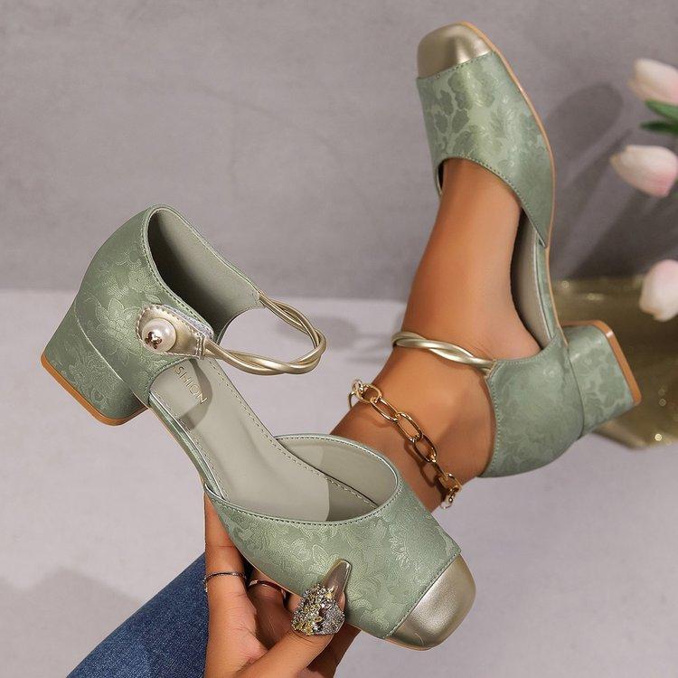 Mary Jane Schuhe in großer Größe Frühling und Herbst neue flache Mundpartie eckige Zehen Schnalle Gürtel kleine Lederschuhe modische vielseitige Einzelschuhe Damen