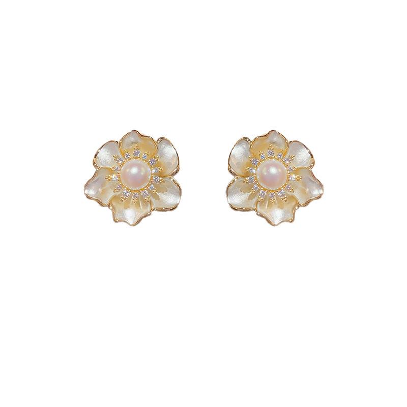 High-end Light Luxury Zircon Pearl Camellia Earrings 1011 New Trendy Internet Celebrity Temperament Pearl Stud Earrings Women