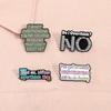 Naaien en breien – Broches