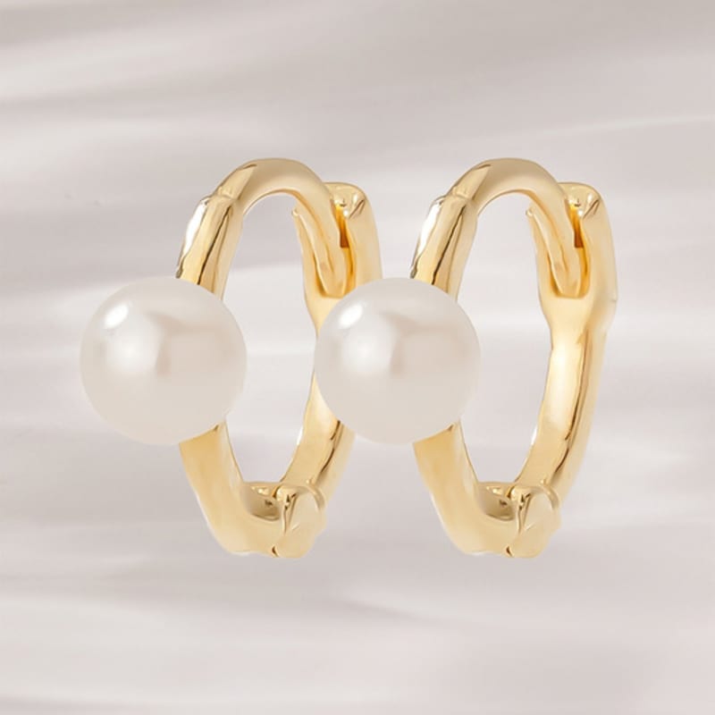 

JEWNEL 14K Classic Daily Mini Pearl One-Touch Small Ring Earrings Earrings (1 pair)