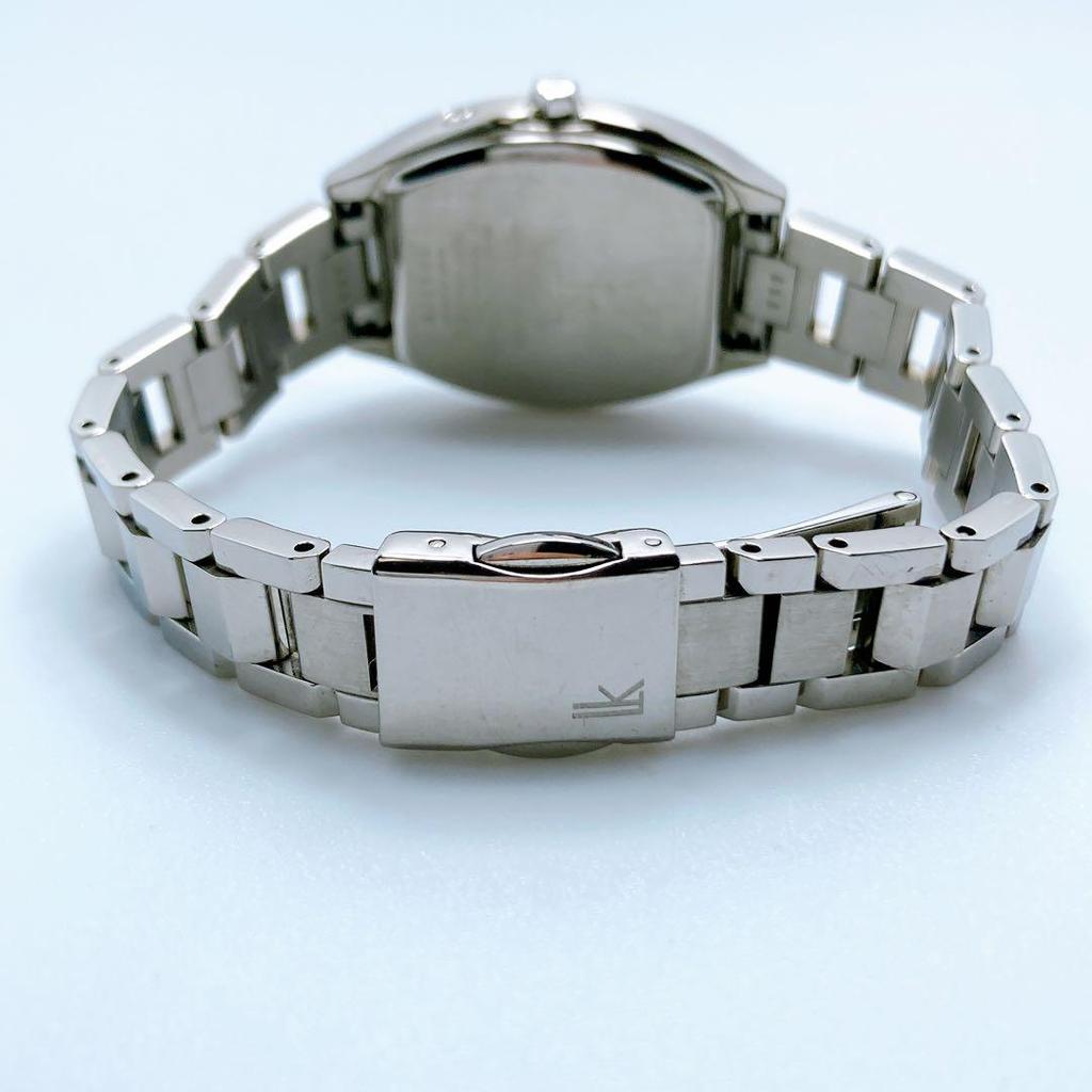 [USED] 433 Seiko Lucia 1B22-0BC0 Tonneau Date Solar Watch