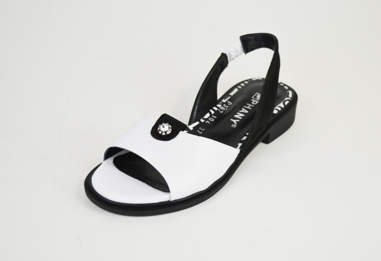 

Босоніжки Phany 387104 37 Білі шкіра 37 срібний