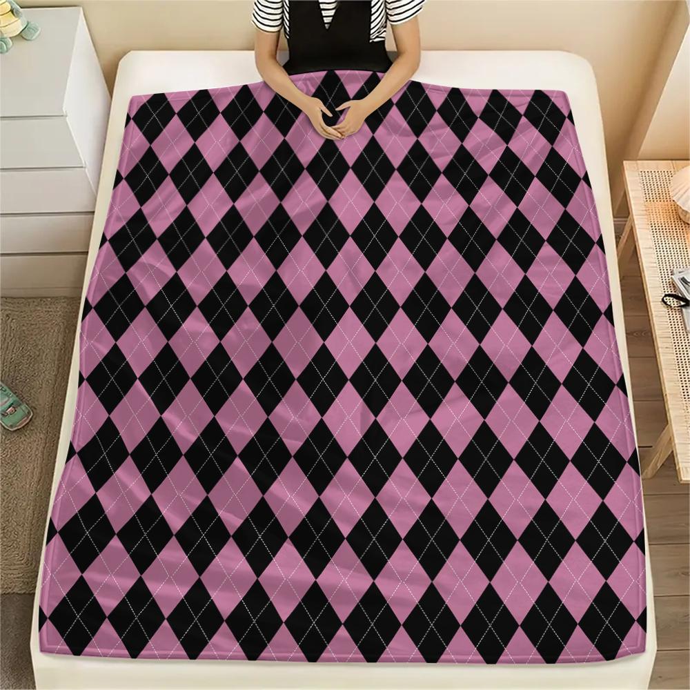 Pink Element Print Flannel Blanket,High Quality Comfortable for All Seasons,Home Decor,Warmth and Comfort,Perfect for Christmas Gifts
