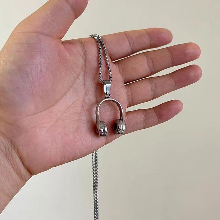 "Yuedong Melody" Retro Earphone Shape Pendant Necklace Trendy Brand Versatile Premium Sense Collarbone Chain