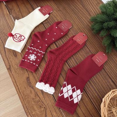 New Year's Festive Red Socks for Women, Autumn and Winter, with Twisted Fleece Balls, Snowflakes, Warm and Comfortable Rabbit Fleece Pile Socks