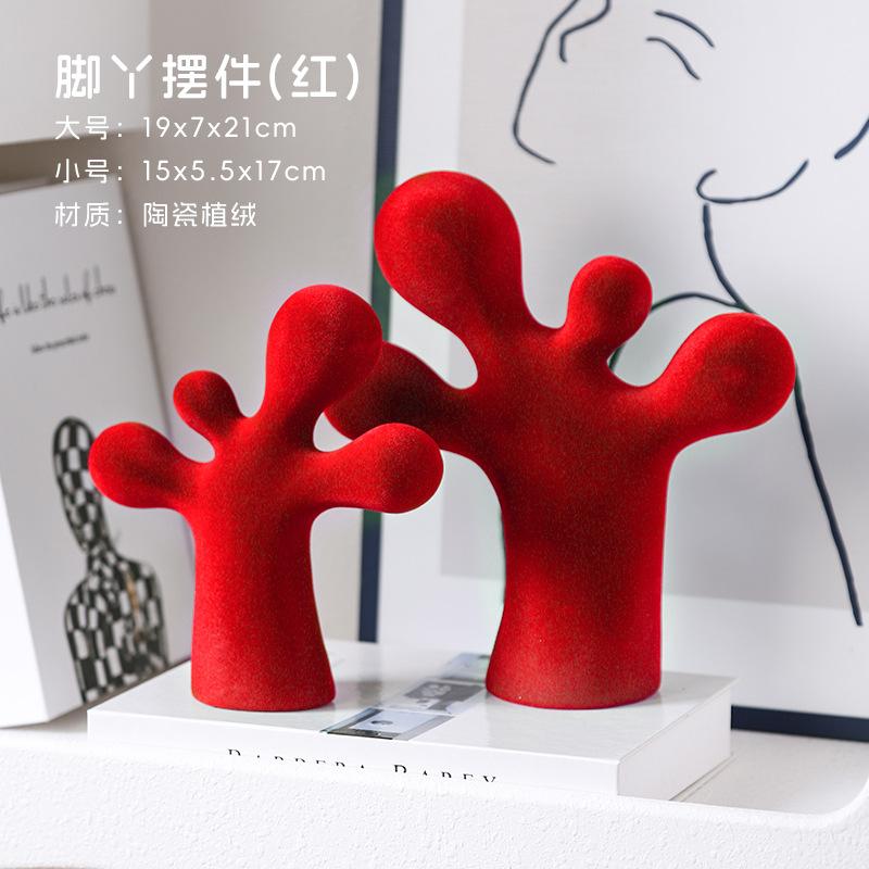 Creative Ceramic Ornaments Cartoon Rabbit Statue Angry Bears Figurine Abstract Feet Sculpture Stylish Home Décor Desk Decoration